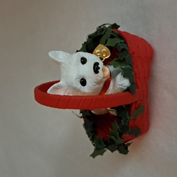 HALLMARK WESTIE PUPPY LOVE 2005 Ornament in box - Picture 2 of 3